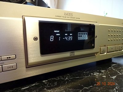 Sony CDP-XA7ES