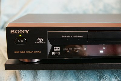 Sony DVP-NS705V   Super Audio CD / CD / DVD přehrávač