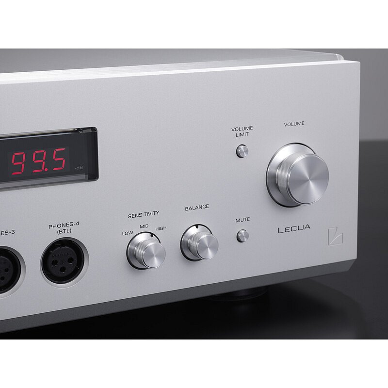 Luxman P-100 CENTENNIAL